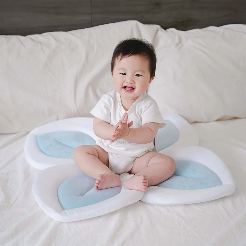 Petal Shaped Baby Bath Mat Floor Lounger Soft Plush Sponge Infant Safety Seat Cushion Ergonomic Newborn Bath Support Pads