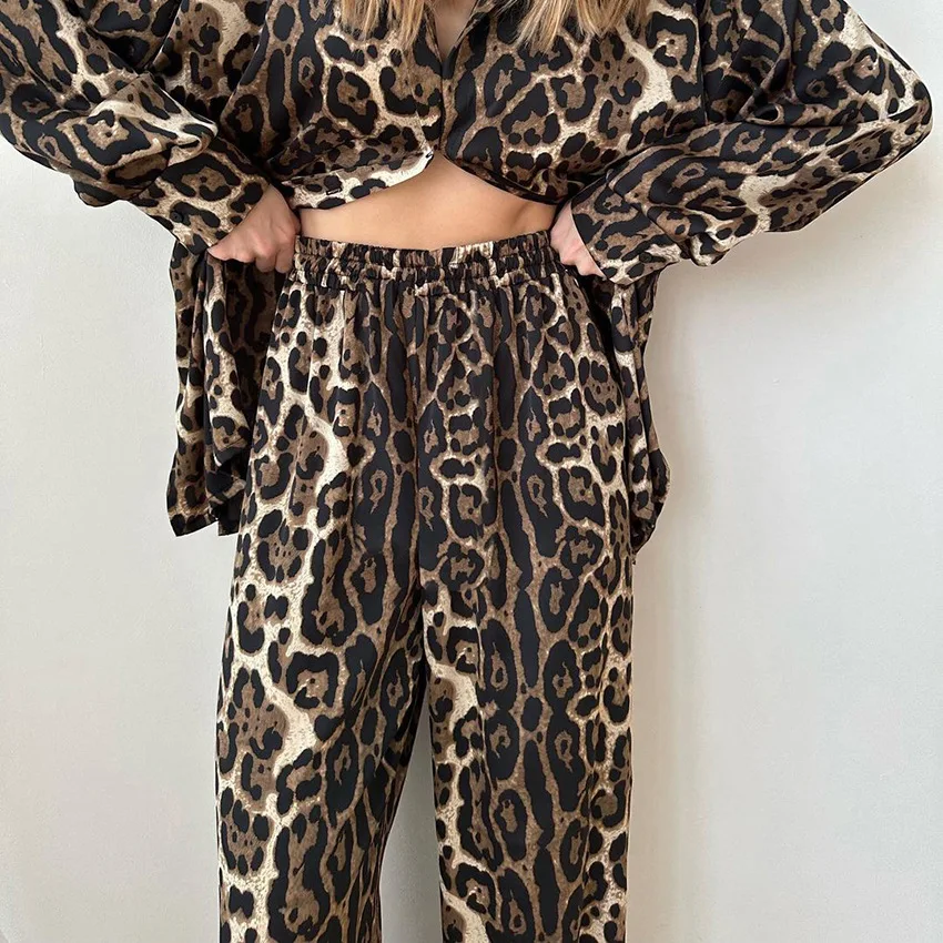 Fashion Leopard Print Home Pajama Sets For Women Imitated Silk Fabric Cardigan Loose Sleepwear Lapel Long Sleeve With Pants 2Pcs