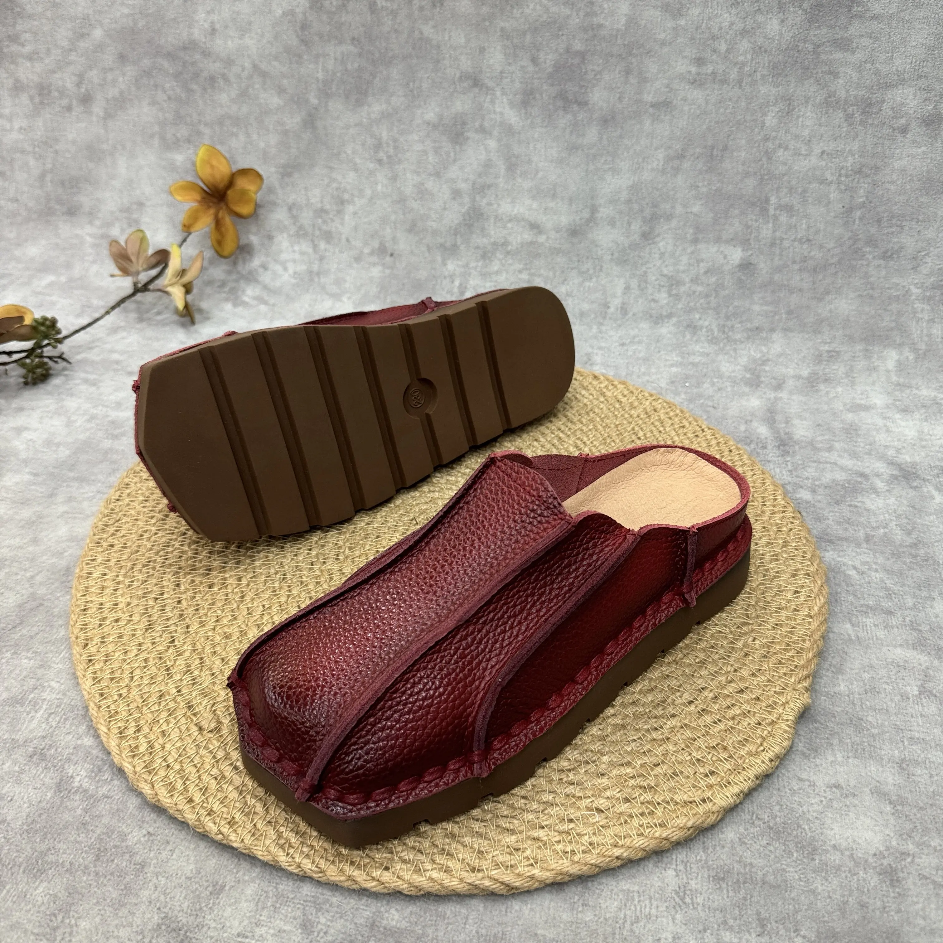 

Birkuir Retro Closed Toe Platform Slippers Women 3cm Thick Heel Sandals Luxury Outdoor Slippers Genuine Leather Beach Slides