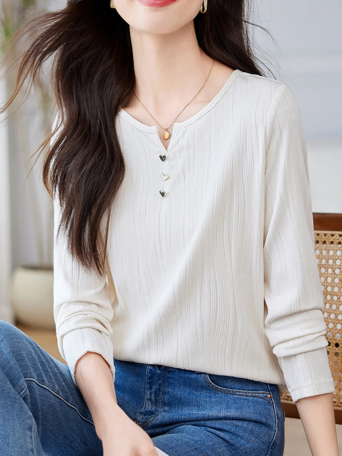 

Ladies' Heart Button Loose Fit Long Sve T-irt Faionable Versatile irt Korean Sle Commute Wind Autumn New Arrival