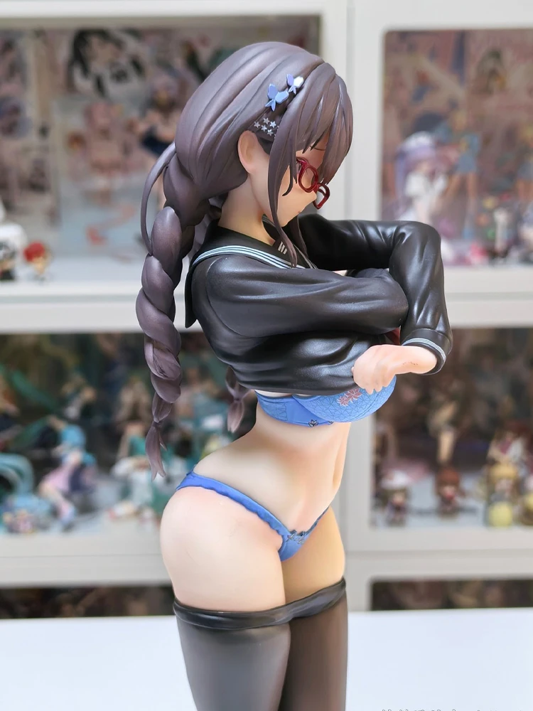 

In Stock Genuine Dyla Uya Girl With Glasses Who Don'T Want To Take Physical Education Class 1/6 Scale Model Toy Uya Collectibles