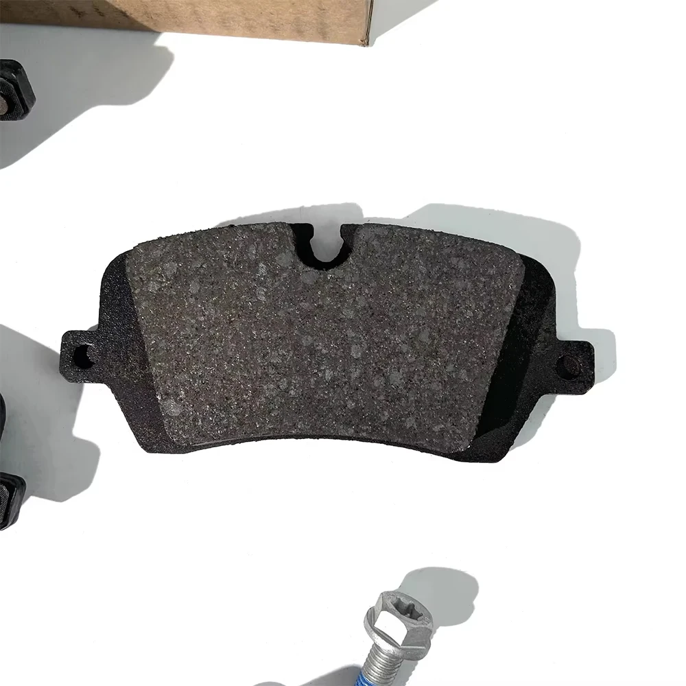 GENUINE REAR BRAKE PADS SET FOR LAND ROVER DISCOVERY 5 2017-ON, RANGE ROVER FULL SIZE 2013- & RRS 2014- LR147981