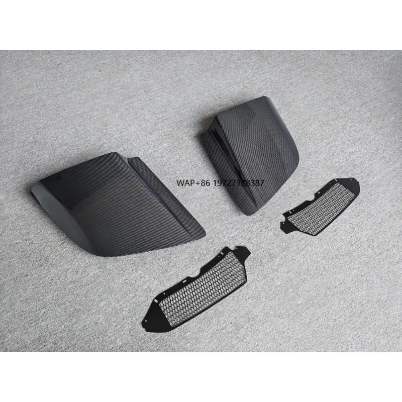 

For Upgrades Cap Style High-quality Dry Carbon Fiber Door Panels, Door Decorations, and Side air Vents for 16-23 R8
