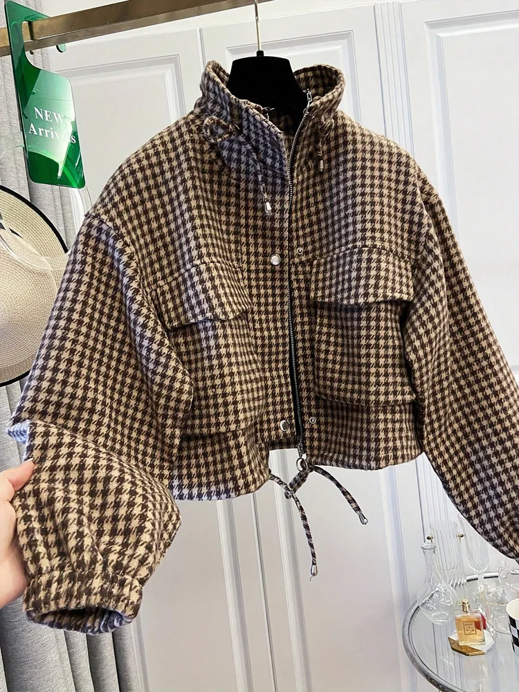 Karierte Jacke mit Kordelzug am Bund und Reißverschluss für Damen, lässiger, lockerer Mantel mit Kapuze und langen Ärmeln, Herbst 2026, Pendler- und Streetwear, rote Jacken und Mäntel – Detail 5