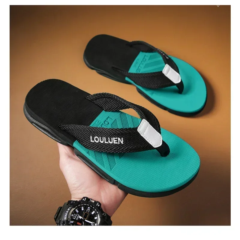 Men  High Quality Flip Flops Men Beach Slippers Fashion Outdoor Flip Flops Casual Breathable Slippers for Men New Sandals 2024