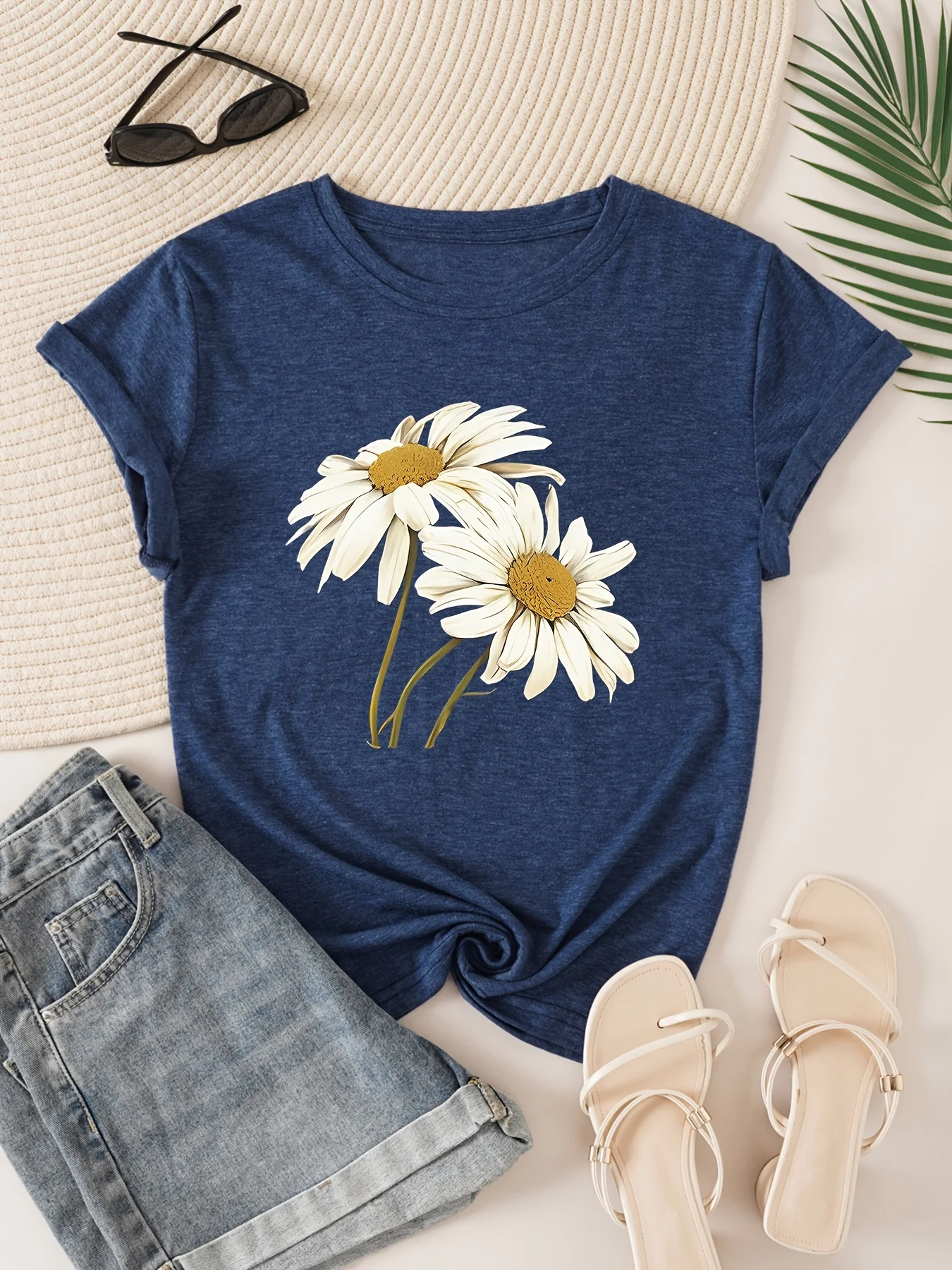 Daisy Floral Women's Tee Funny French Fries Design for Men and Women Potato Lovers T-shirt Summer Fashion Women's Clothing