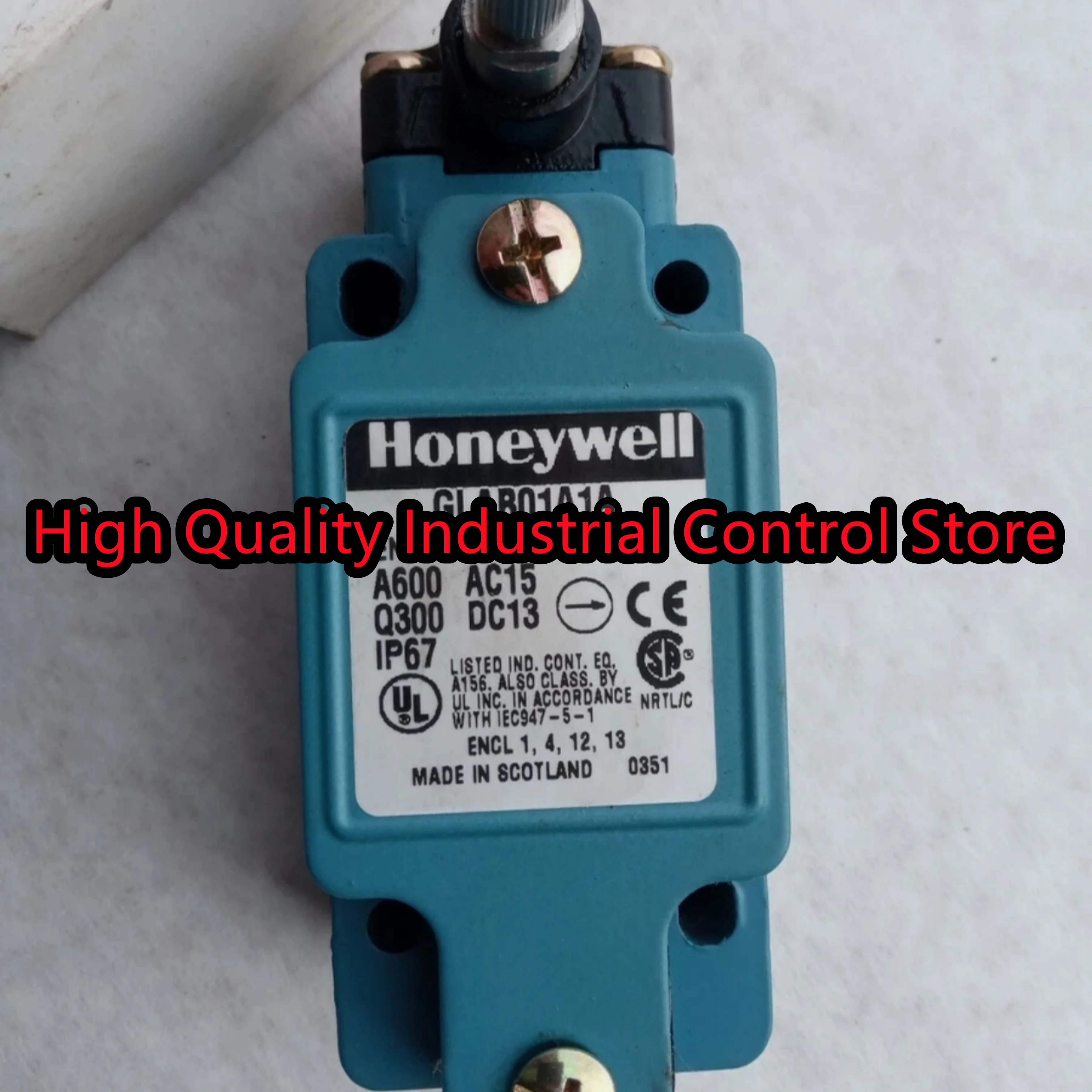

New in box GLAA20A2B GLAB01A1A Travel limit switch