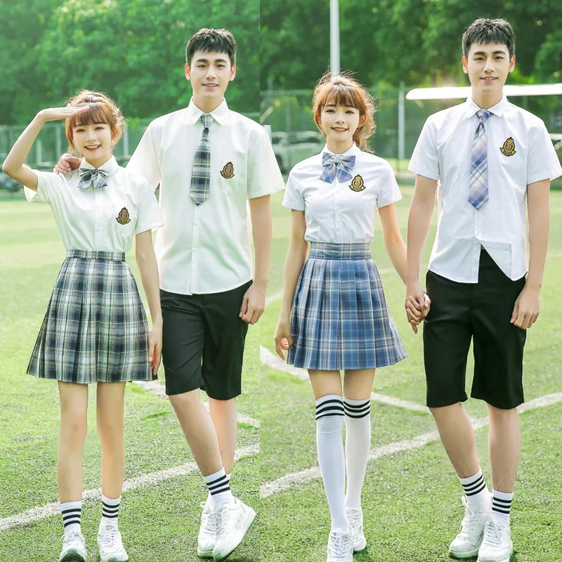 School uniform set, college style,  summer junior high school, elementary school, sixth grade graduation photo, class