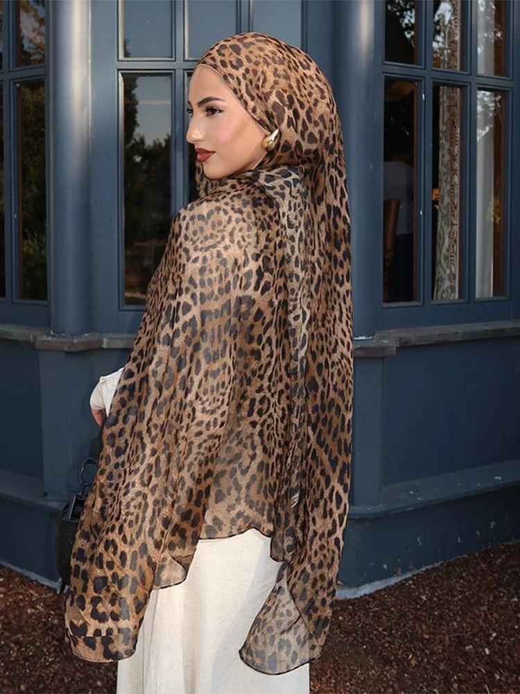 Summer Bohemian Chiffon Hijab Leopard Watercolor Print Islamic Scarf Ultra Lightweight Breathable Women muslim Hijab Beach Trip