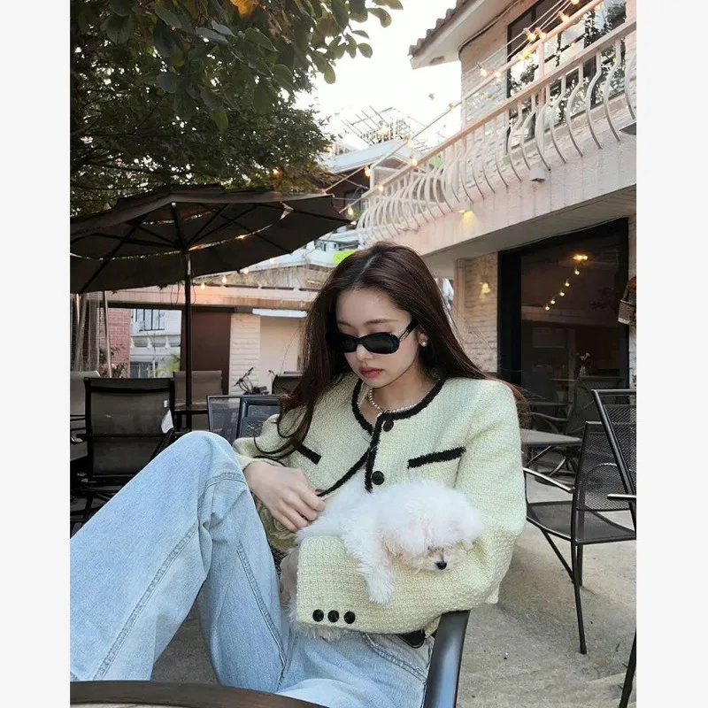 Sweet Fashion Tweed Jacket Women Temperament Round Neck Single Breasted Bright Line Solid Celebrity French Spring Chic Lady Coat