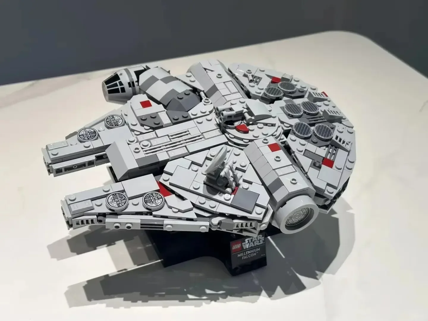 Hot Toys Star Wars - Nave Espacial Falcon Compatible con el Modelo Millennium, Bloques de Construcción MOC, Ladrillos de Juguete Tipo Lego, Regalo de Cumpleaños para Niños