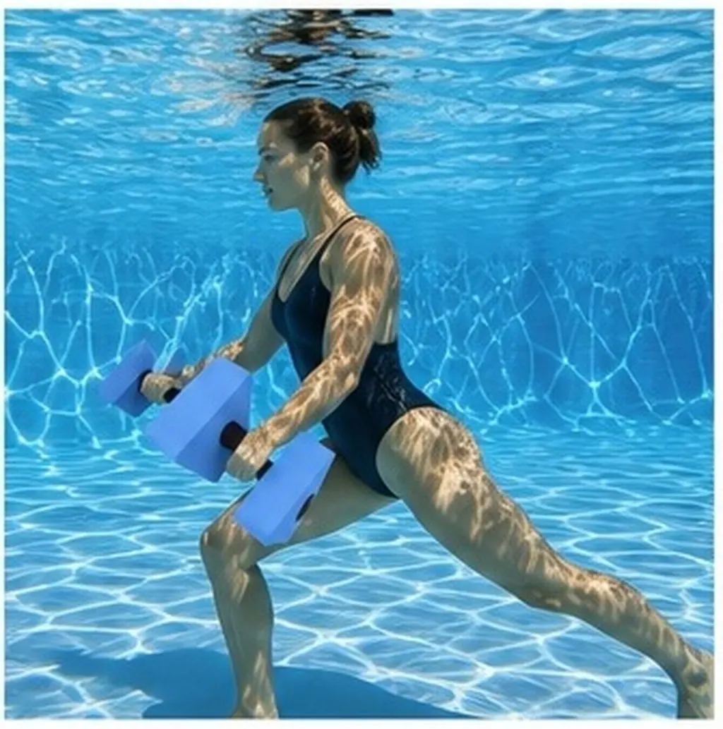 2Pcs Water Weights Triangle Eva Pool Dumbbells for Water Aerobics Strengthening Lower Back Abdominal Muscles Workout