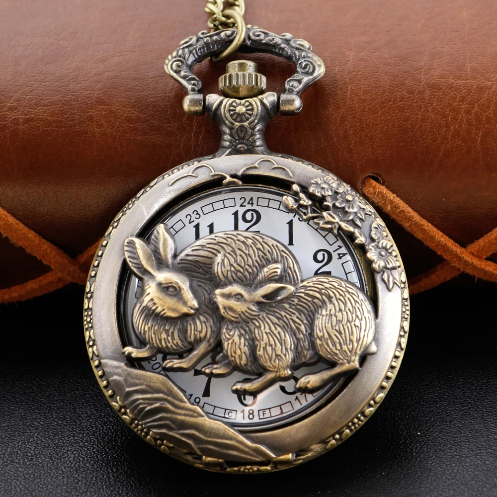 Antique Animal Rabbit Baby Hollow Quartz Pocket Watch Vintage Dial with Chain Necklace Pendant Jewelry Clock Festival Gift