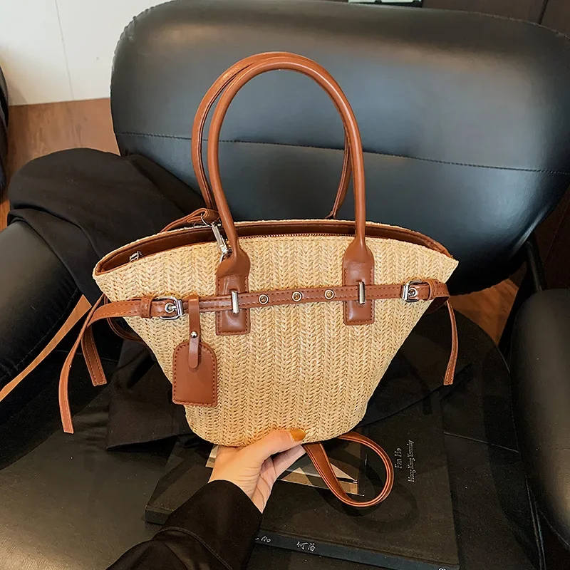 

2025 Модная женская сумка-ведро из соломенной ткани с кожаной пряжкой - просторная роскошная сумка через плечо для курортных и пляжных каникул