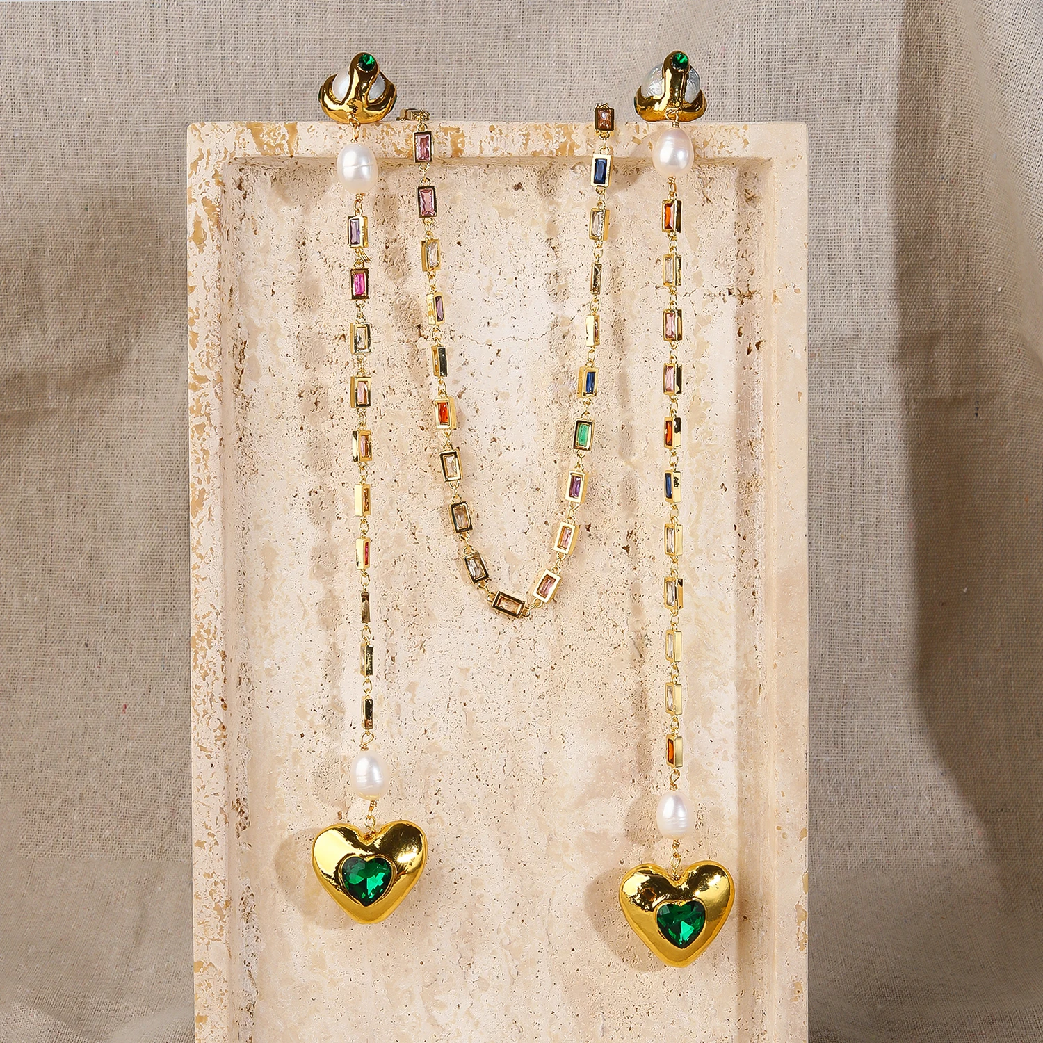 

Trendy Fashion 18K Gold Plated Copper Chain Necklace Freshwater Pearl Beads Rainbow Zircon Stylish Anniversary Party Jewelry