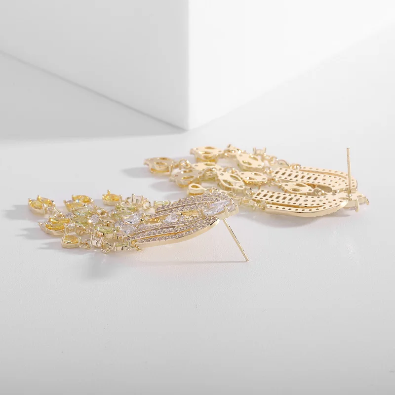 French elegant temperament, light luxury and high-end zircon tassel earrings design arch shape bridal dress earrings