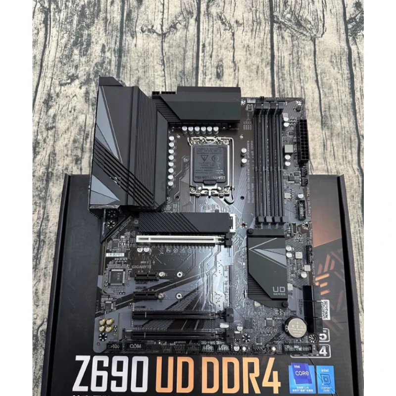 

Материнская плата Z690 UD LGA1700 с поддержкой процессоров 12-го и 13-го поколений в наличии для Gigabyte