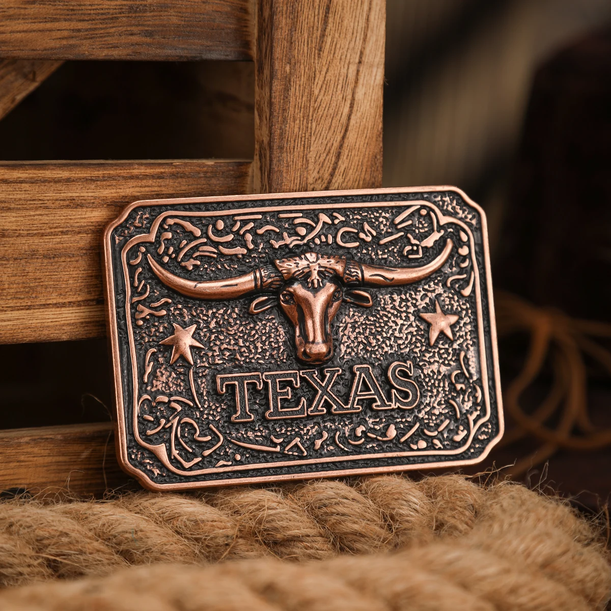 A Western-Style Metal Belt Buckle, A Unique and Retro Belt Buckle