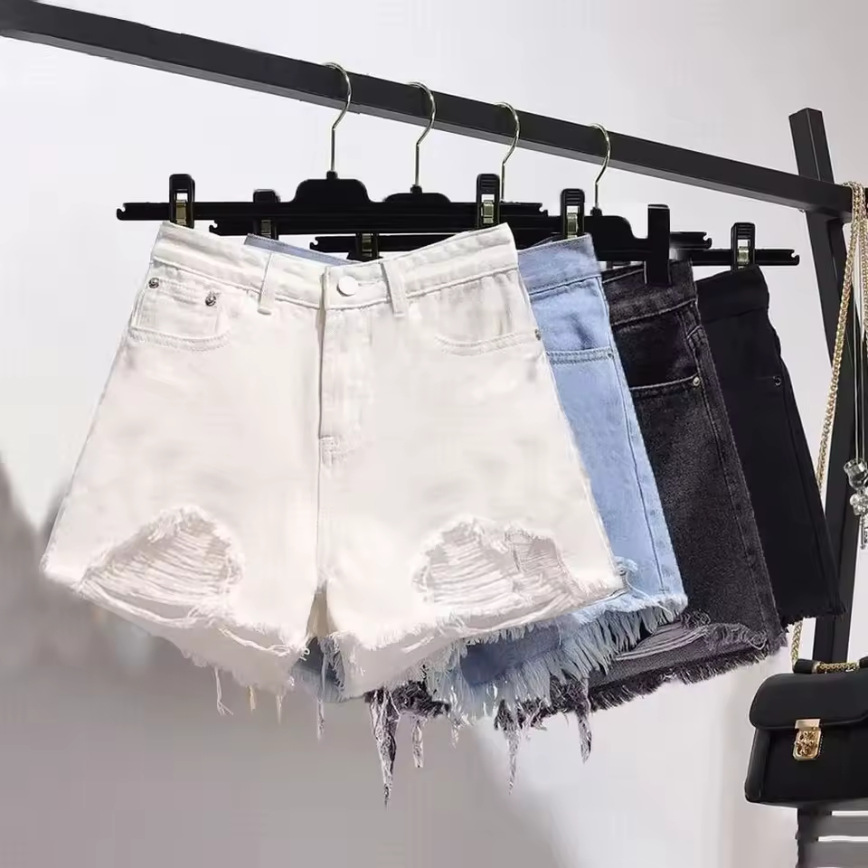 1. 여름 여성 카우..