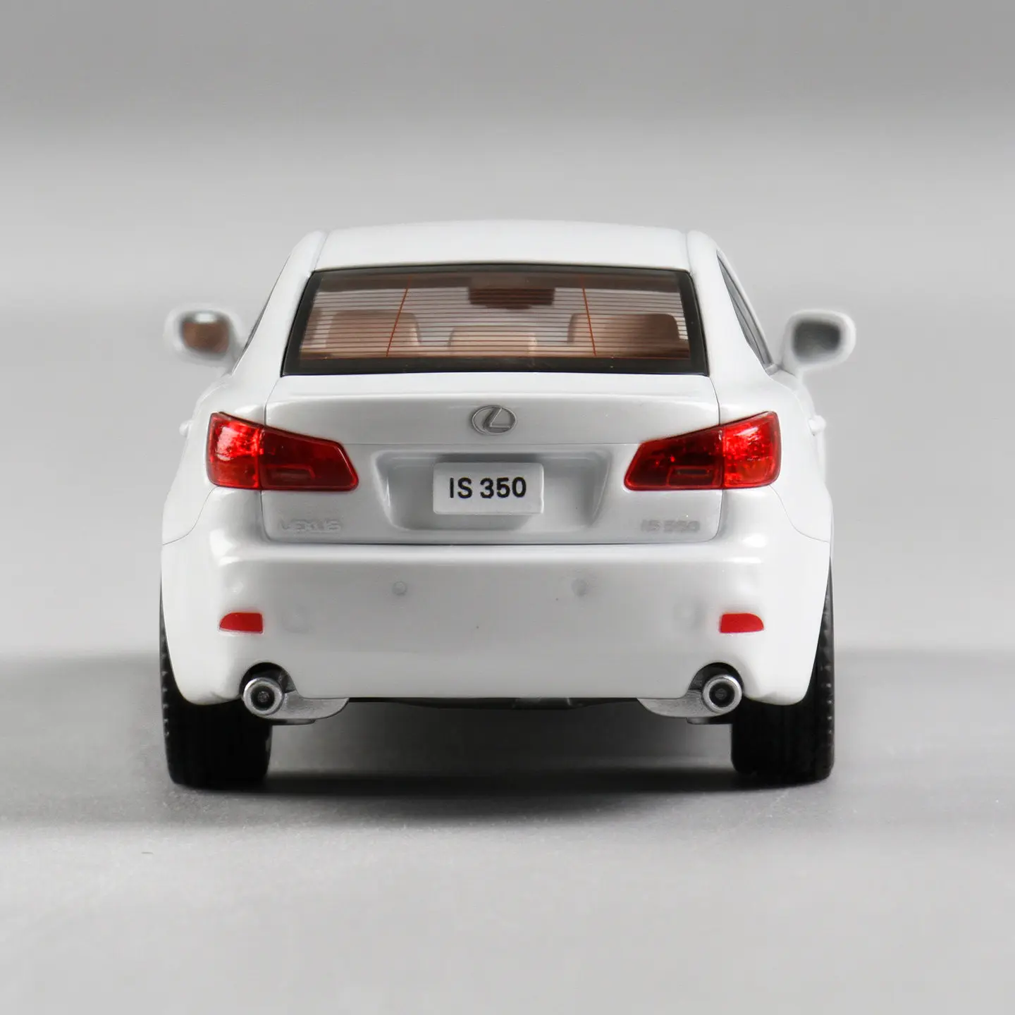 1:64 Lexus Is350 Is 350 Static Simulation Alloy Car Model Toy