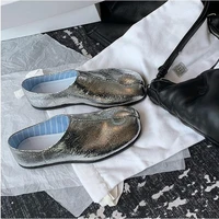 Flat Shoes Silver Tabi Ninja Shoes Women Split Toe Flats Trotters Mocasines Mujer Solid PU Leather Loafers Femmes Slip on Slides - Image 5