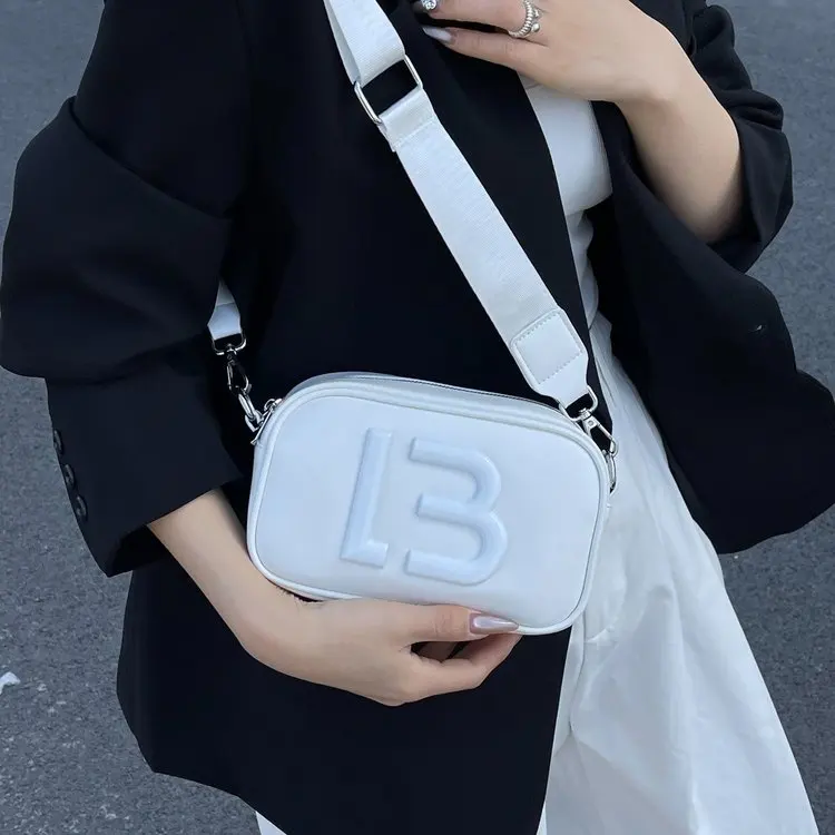 

Minimalist Vintage Stylish Diaper Bag Large Capacity Leather Tote For Women Elegant Crossbody Bag Fashionable Shopper