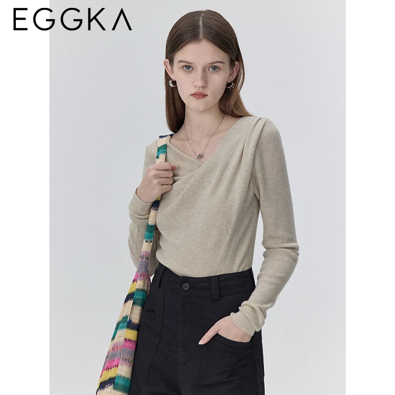 EGGKA Swing Collar Slim Knitwear Women 2024 Autumn Commuting Design Fashionable Tops Female Chic Long-sleeved Top Solid T-shirt