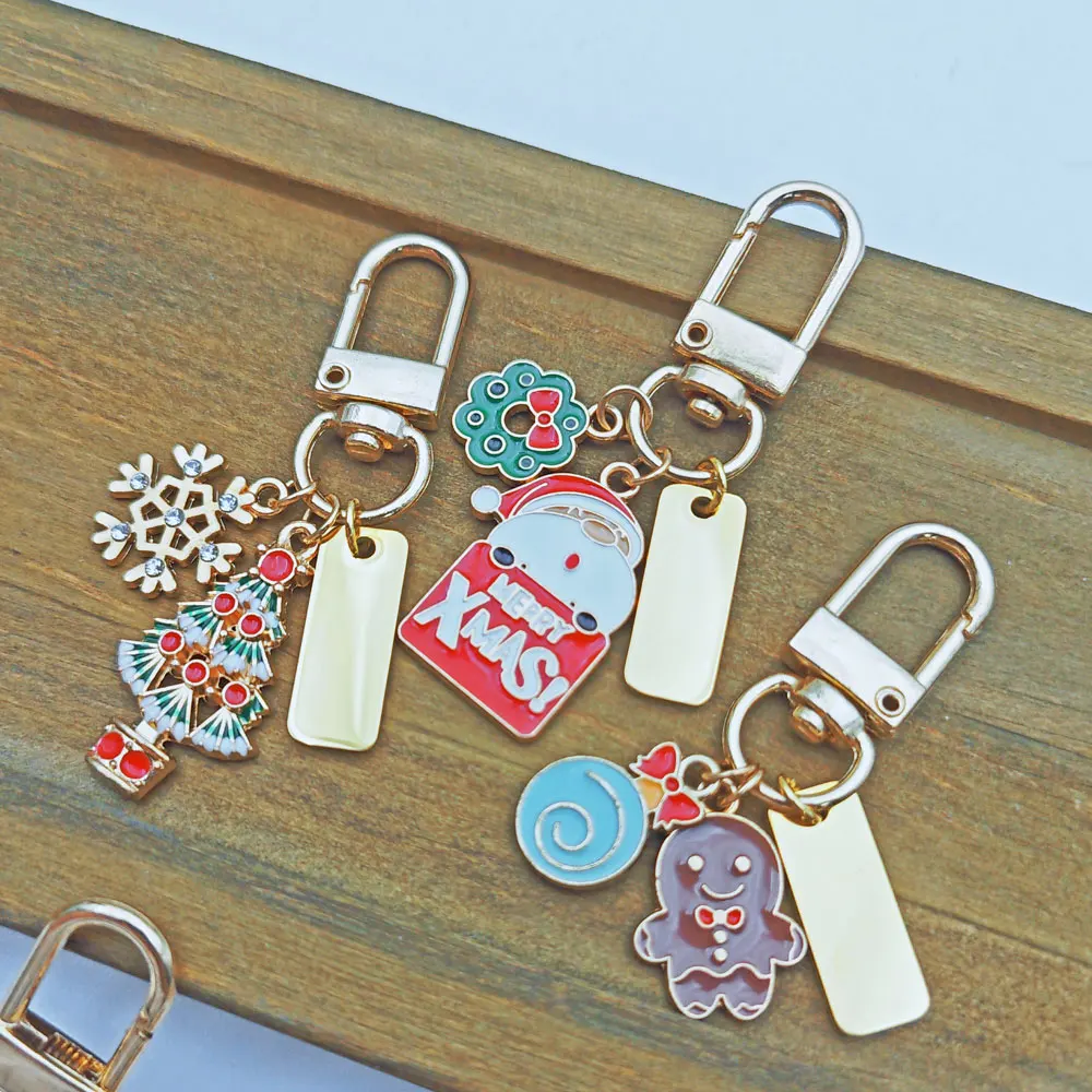 Custom Cute Snowman Elk Santa Clause Keyring Bags Decor Pendant Key Chain Ring Festival New Year Party Christmas Keychain Gift