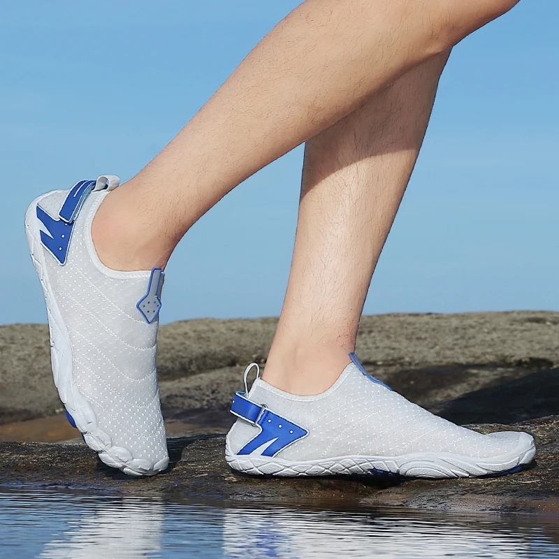 Chinelos aquáticos de natação unissex para homens e mulheres, beira-mar descalço, surfe upstream, sandálias leves, sapatos de água de praia de secagem rápida