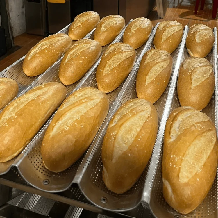 Goede kwaliteit 6-trays roterende oven met Altuntop trolley gebruikt in restaurants Ingebouwde oven 600 kg gewicht bakovenfabriek