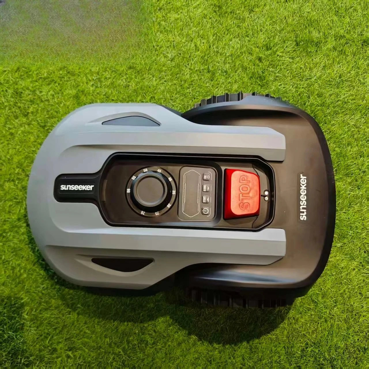 RMA510S20V 선시커 잔디깎이 리튬이온 배터리 500제곱미터 스마트 앱 제어 내비게이션 90분 작동 대형 정원용