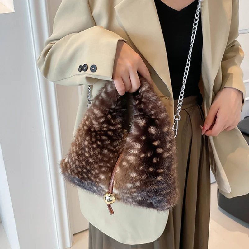 Плюшевая большая сумка, модная сумка-ведро с цветным принтом оленя, зимняя сумка-ведро из искусственного меха, корейский стиль, милый кошелек с цепочкой, сумка через плечо