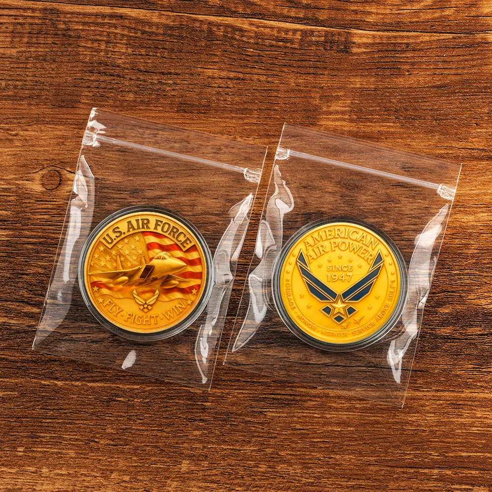 عملة المجموعة المطلية بالذهب للقوات الجوية الأمريكية منذ عام 1947 عملة تذكارية للطاقة الجوية الأمريكية