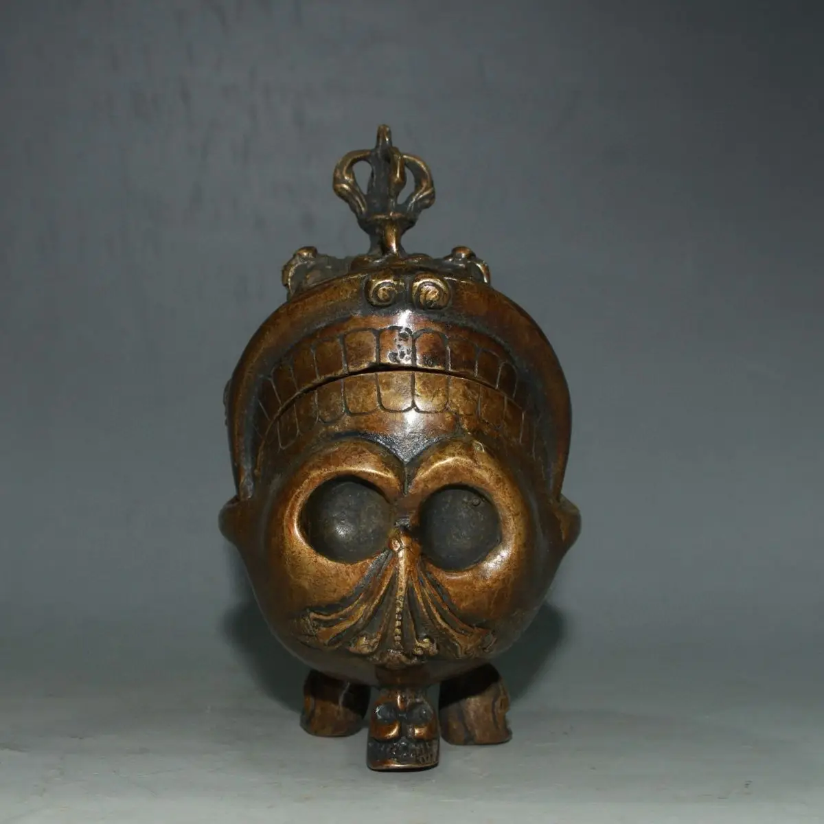 Early Collectible Pure Copper Incense Burner Ornament, Three-Legged Cross Vajra Pestle with Skull Motifs