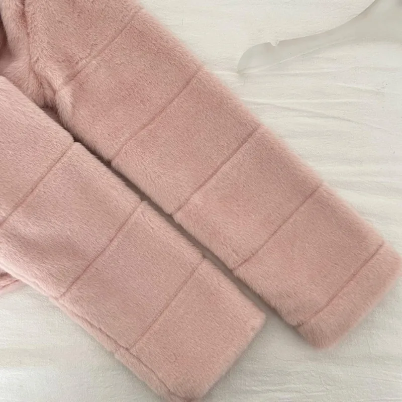 Women‘s Pink Hooded Furry Jacket Fluffy Stripe Solid Warm Thick Faux Fur Jacket Loose Luxury Elegant Fancy Plush Coats Faux Mink