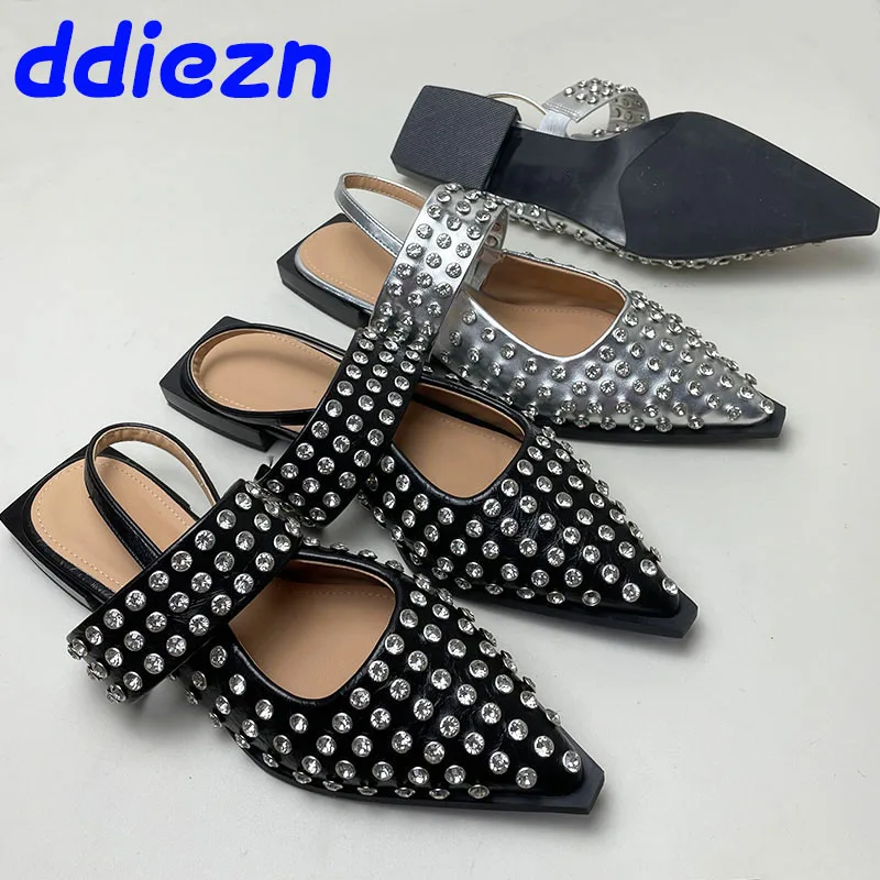 New 2024 Luxury Crystal Footwear Silver Women Flat With Shoes Female Pointed Toe Fashion Rhinestones Shallow Ladies Flats Shoes