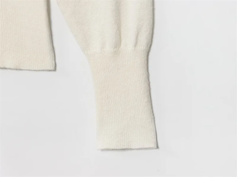 Omen's Top Nouveau pour l'automne 2025 Blanc à manches longues Style européen et américain Une épaule Tricot ample Sexy Mode Décontracté Personnel