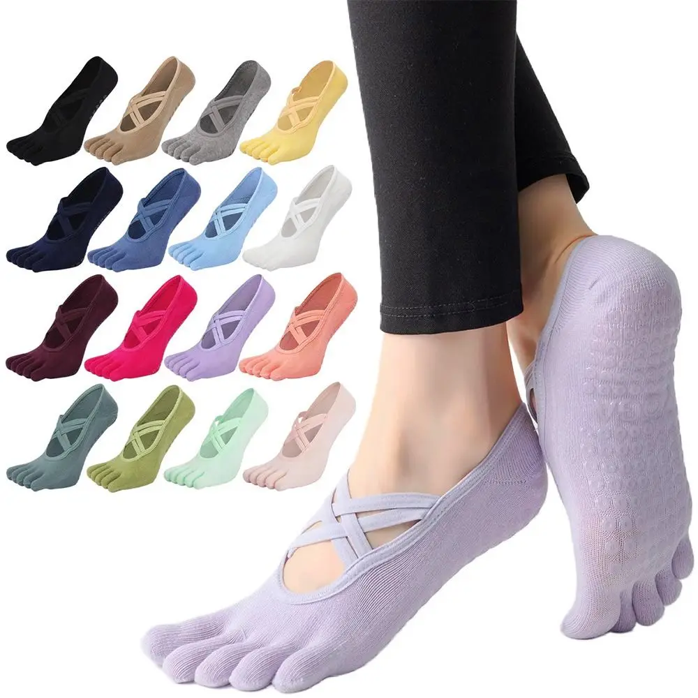 

Multicolor Anti Slip Pilates Socks Silicone Grip Cotton Material Non-Slip Yoga Sock Non-Slip Sole Bandage Style