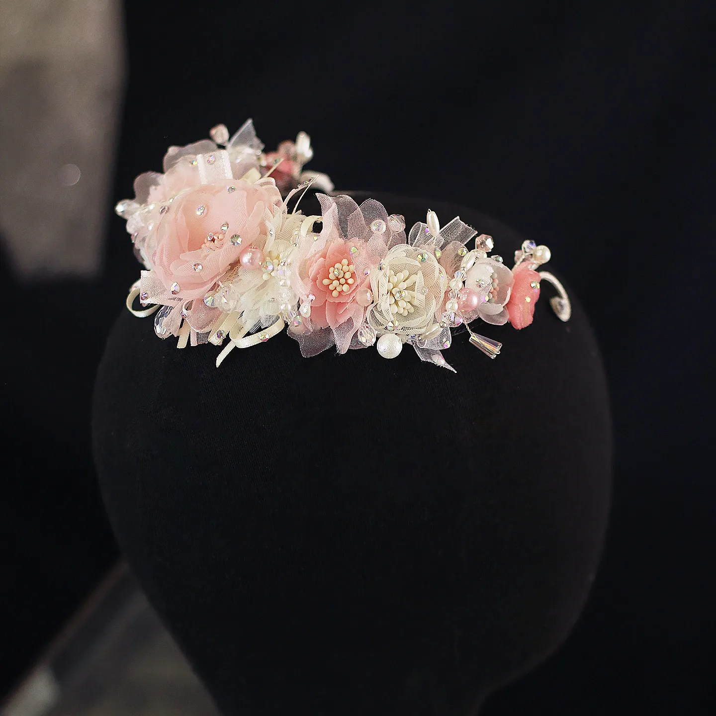 

Cupid Variations, Fairy, and other dual-use flower garlands, pink flower hair accessories, ballet competition headwear
