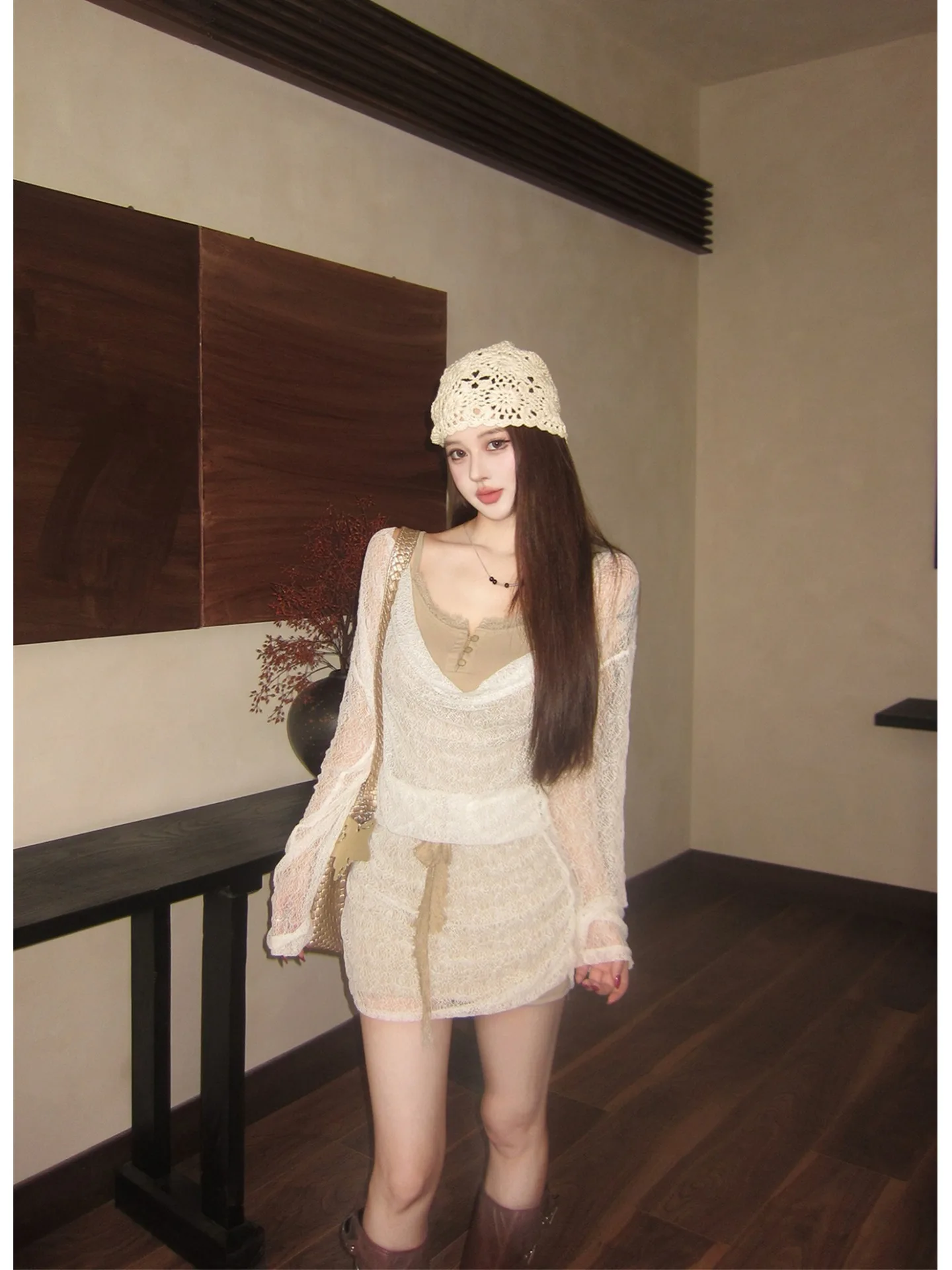 

Retro Atmosphere Lace Halter Design Fake Two-Piece Cover-Up Summer Women Slim Fit Body Contouring Strap Dress Midi Skirt