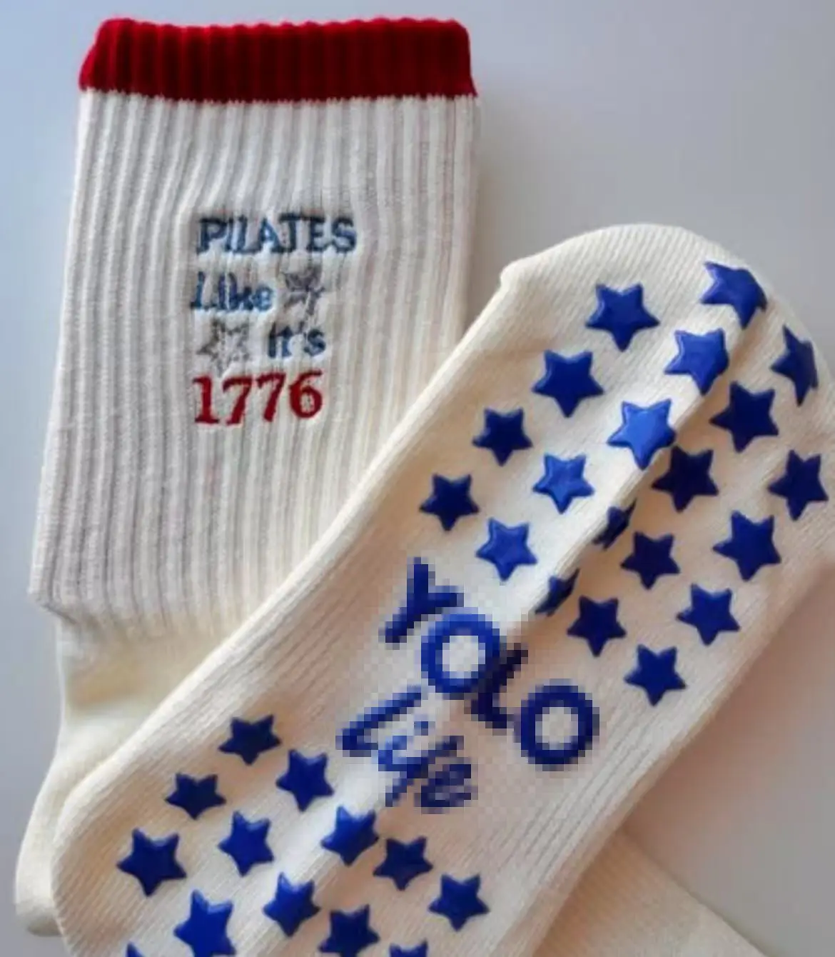 Produttore Logo personalizzato OEM Design Donna Cotone antiscivolo Grip Ruffle Ricamo Antiscivolo Yoga Pilates Calzini