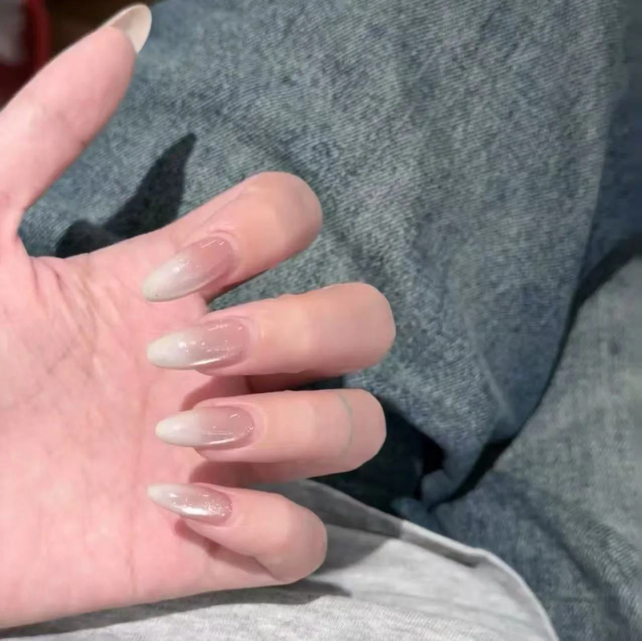 

10Pcs/set White Oval Handmade Press on Nail Gradient Cat Eye Shiny Fake Nail Tips Wearable Finished Fashion False Nails Manicure