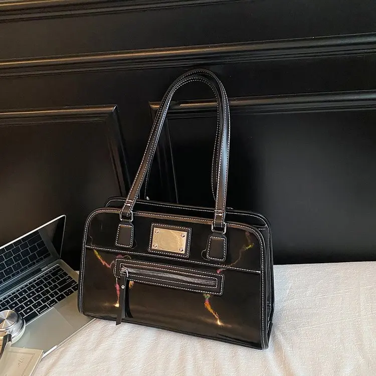 

2026 Женская минималистичная большая сумка из мягкой кожи, винтажная стеганая многосторонняя сумка через плечо, большая вместительная сумка через плечо