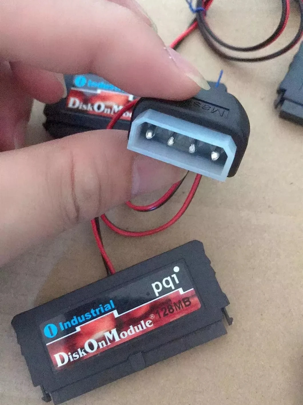 Original!!! 1gb 512mb 128mb ide 40pin dom ssd disco no módulo industrial ide memória flash 40 pinos mlc com interruptor ide