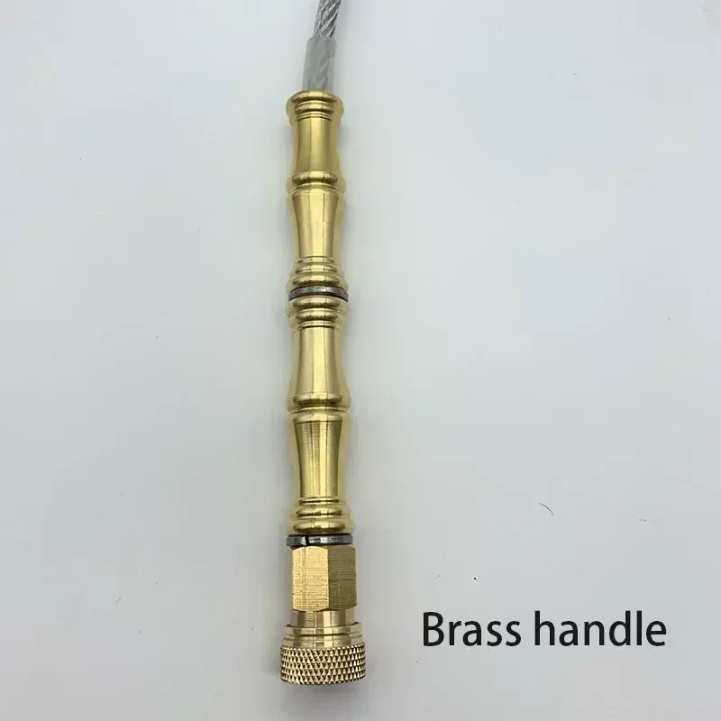 Handgefertigte tragbare EDC-Drahtpeitsche, um die Taille umwickelt, Selbstverteidigung, schnelles Einführen, taktische Peitsche für den Außenbereich, fahrzeugmontiert