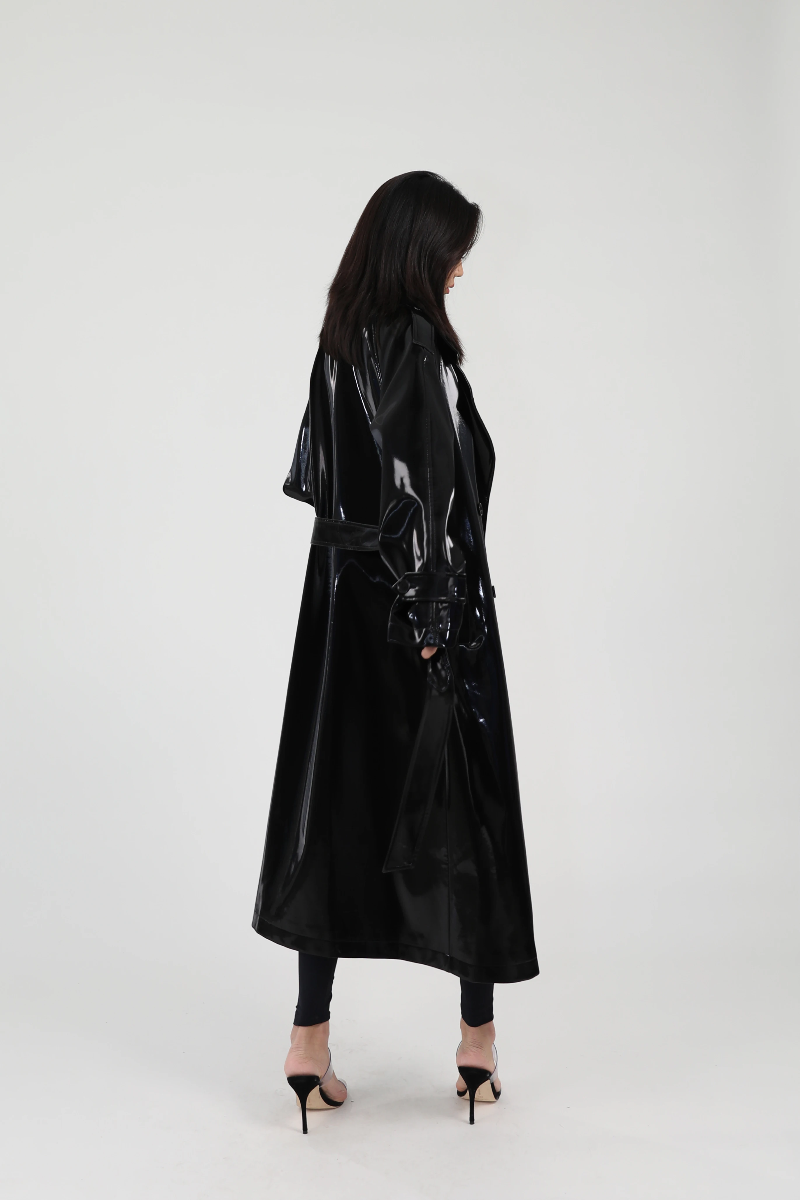 Lautaro Spring Autumn Long Shiny Reflective Patent Leather Trench Coat for Women Sashes Luxury Designer Runway European Fashion