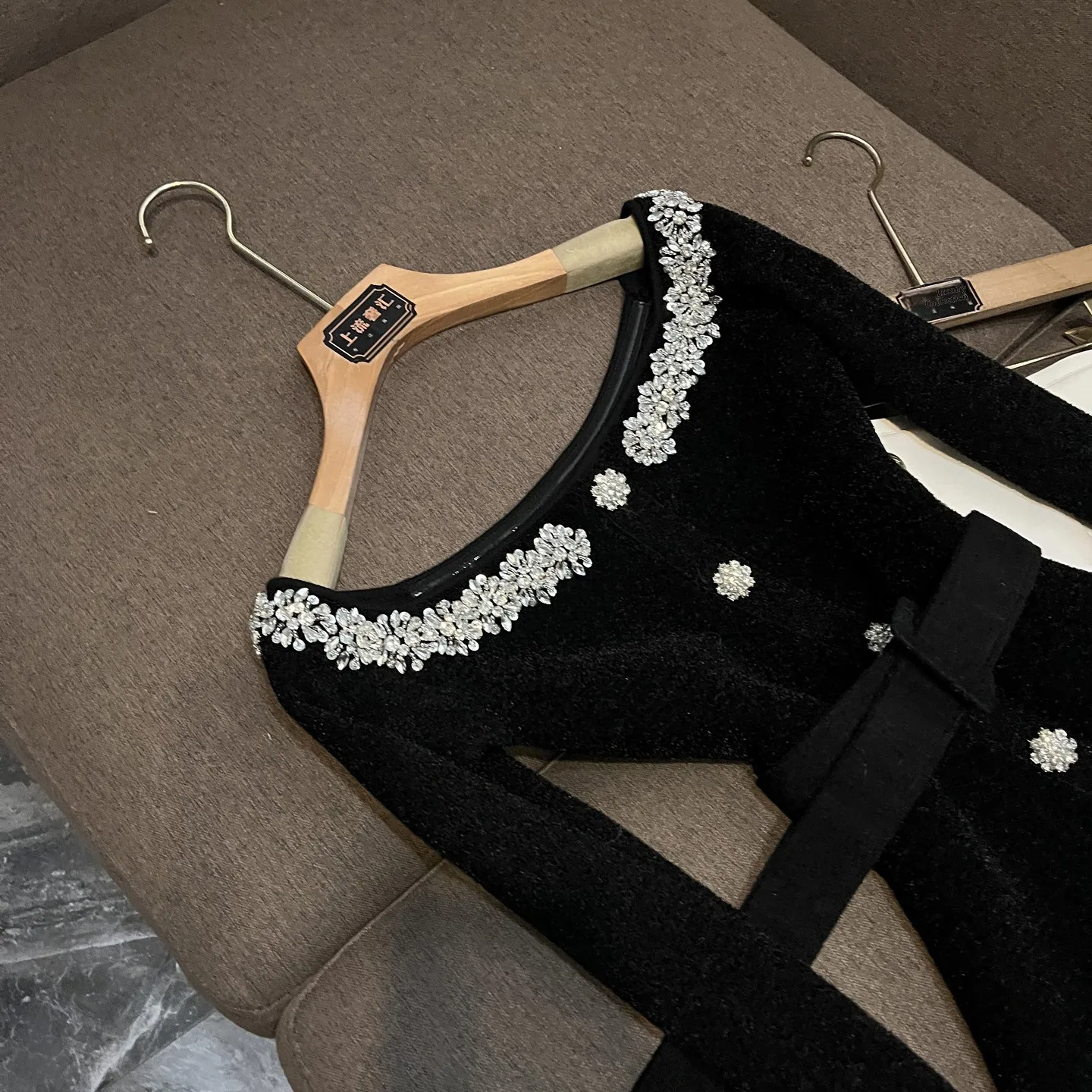 Ele Winter Knitted Long Sve Top de mujer con cinturón Diseño de cintura Un solo hombro Sle Faion Ropa de trabajo Planta Floral Pa...