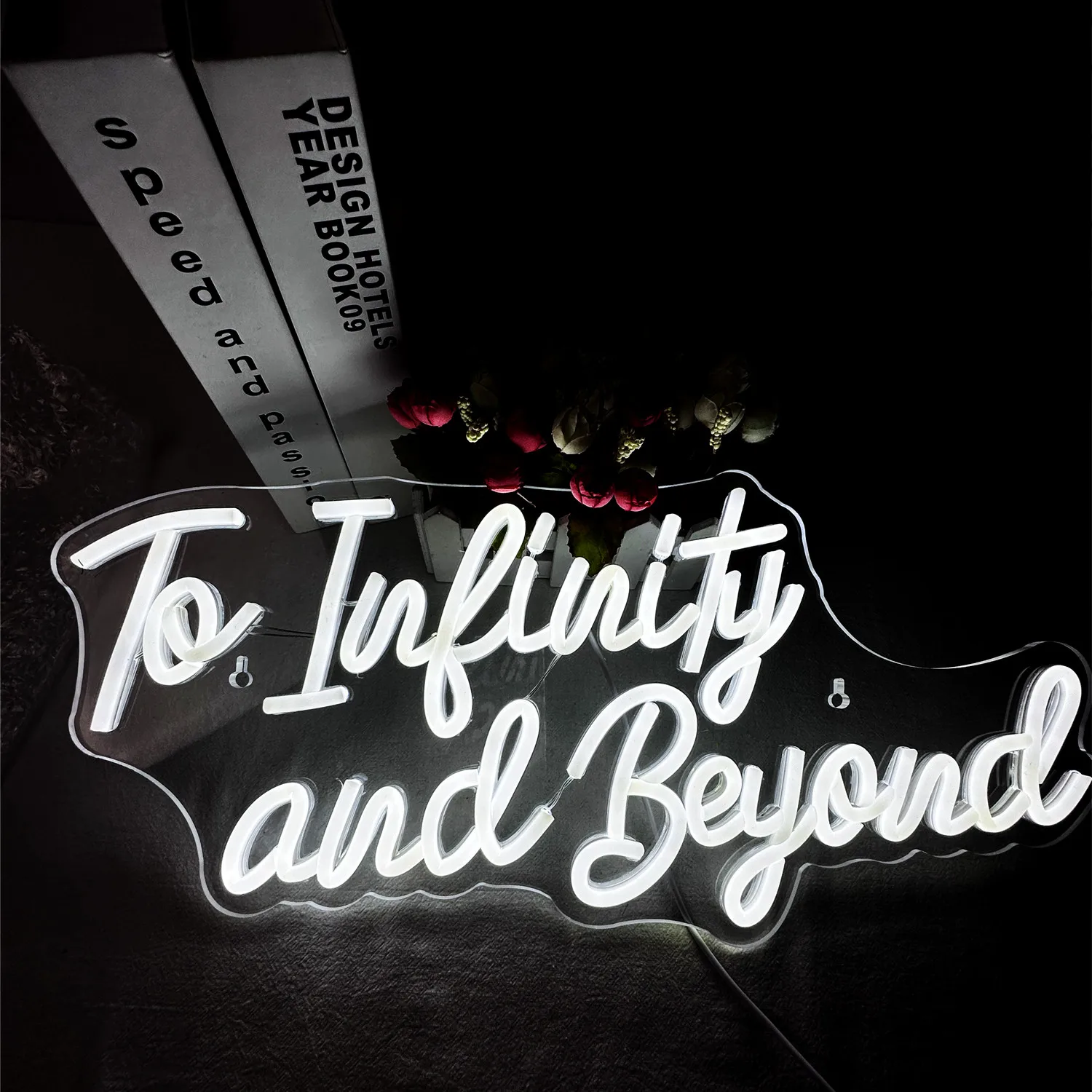 To Infinity และ Beyond ปากการูปหัวใจ LED เด็กห้องนอนห้องห้องนั่งเล่น Art ส่วนบุคคลของขวัญศิลปะบนผนังตกแต่งสุนทรียศาสตร์