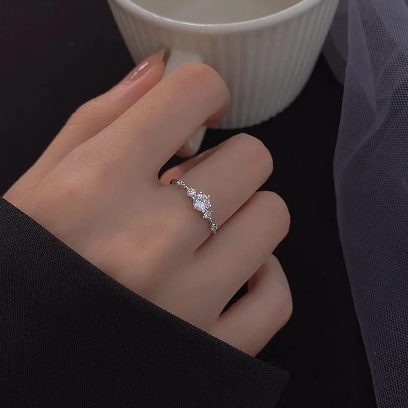 

Starlight diamond ring high-end moissanite open women's ring fashionable and light luxury sparkling diamond ring forwomen MYE-15