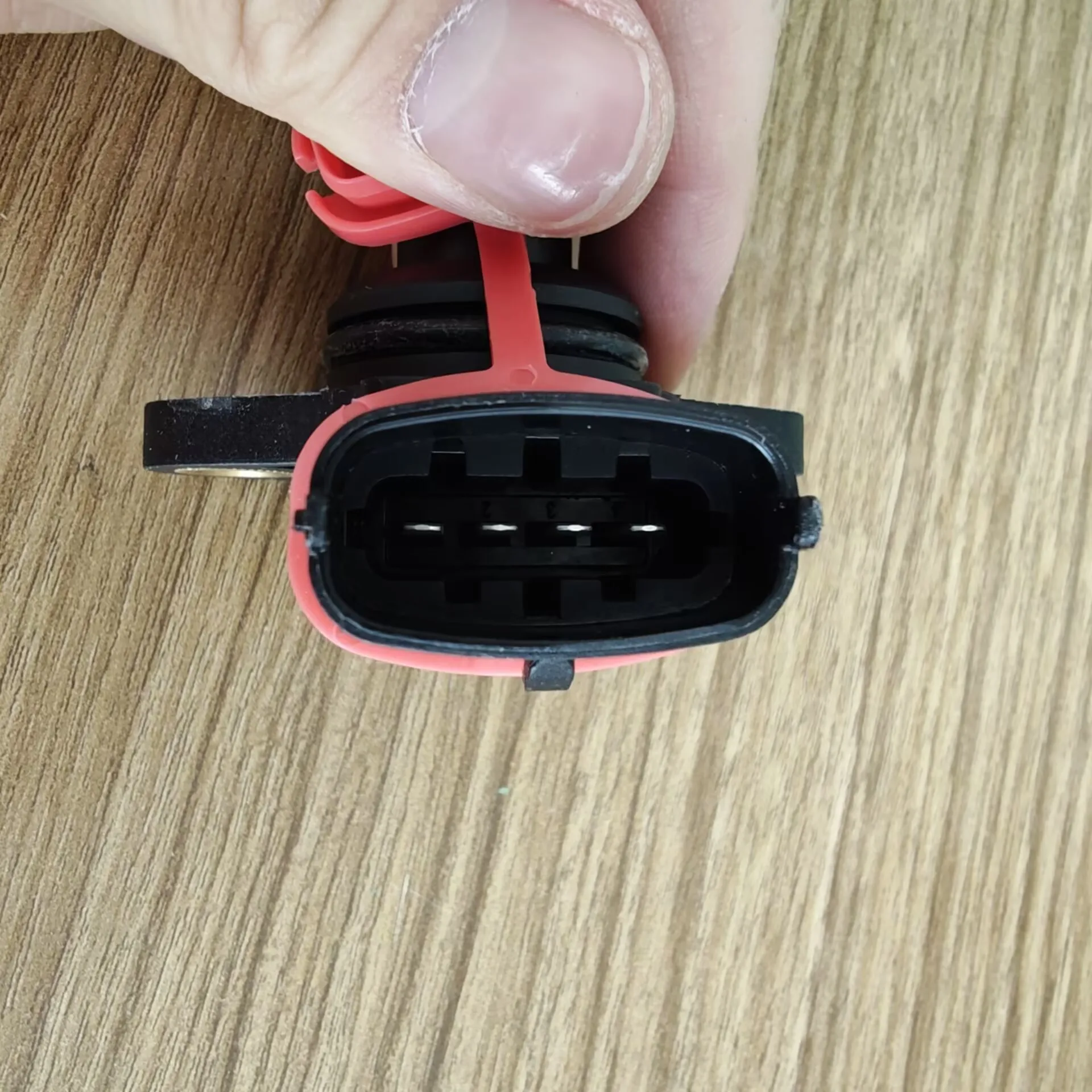 Natural Gas Engine Ambient Temperature And Humidity Sensor 2119935,4384340,1001801878